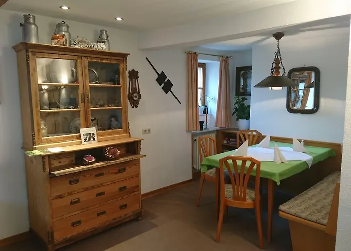 بيت ضيافة Fischer 3*